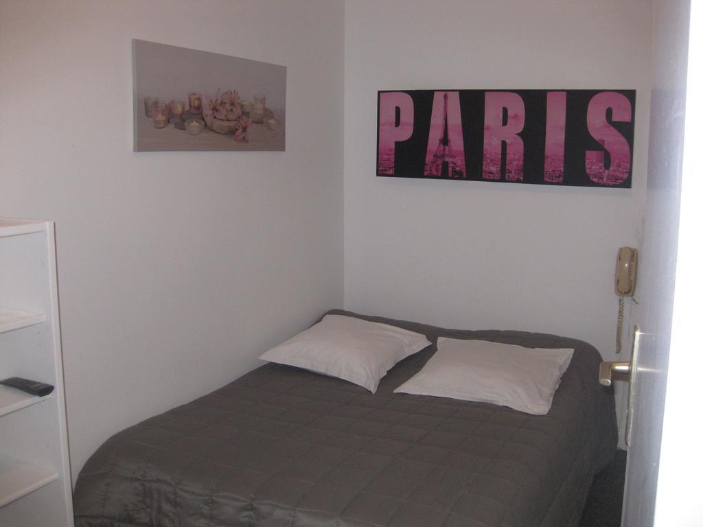 Hotel Le Monopole Reims Zimmer foto